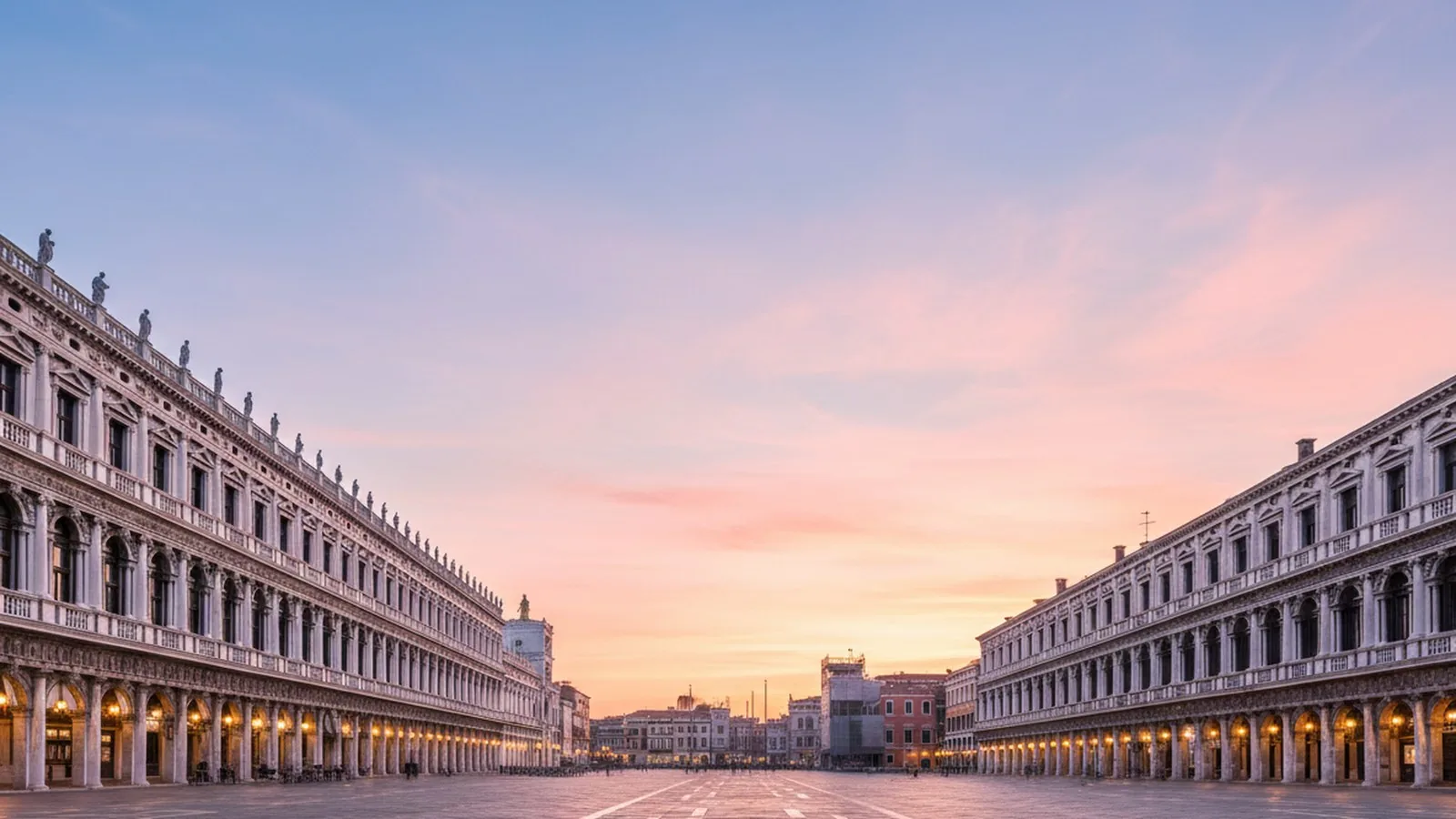 Piazza San Marco a Venezia con la Basilica di San Marco